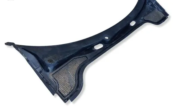 Audi A3 S3 8P Wiper trim 8P1819415B