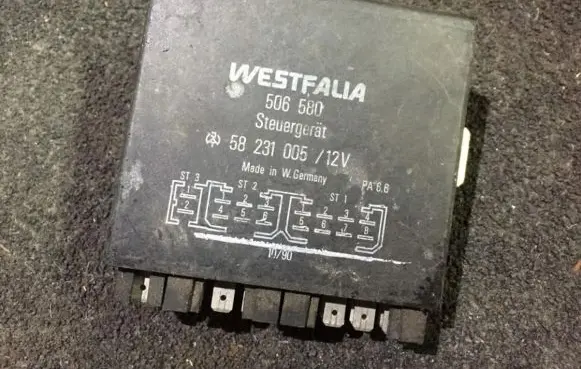 Peugeot 605 Other control units/modules 58231005 506580