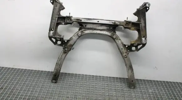 BMW 6 E63 E64 Front subframe 6759461