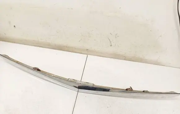 Opel Astra H Front grill 461088395