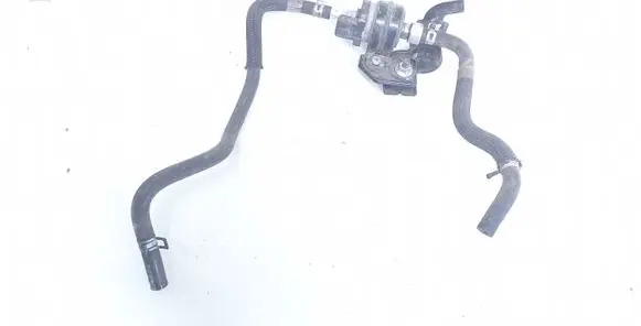 Toyota RAV 4 (XA30) Fuel tank valve 