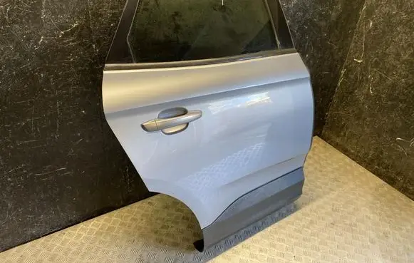 Rear door