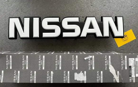 Nissan Patrol Y60 Manufacturer badge logo/emblem 6289006J00