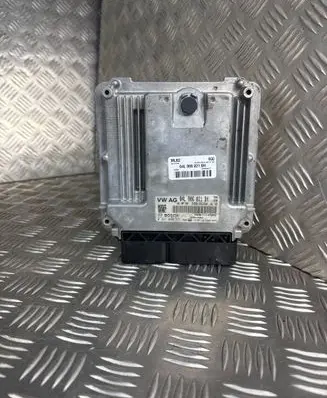 Audi A5 Sportback 8TA Engine control unit/module 04L906021BH 0281030371 04L907309