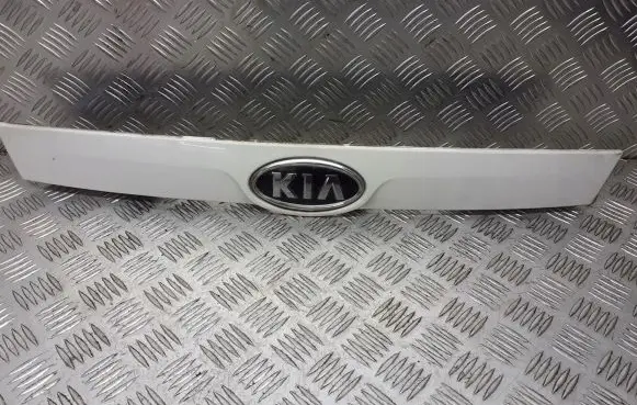 KIA Picanto Rear window tailgate spoiler 