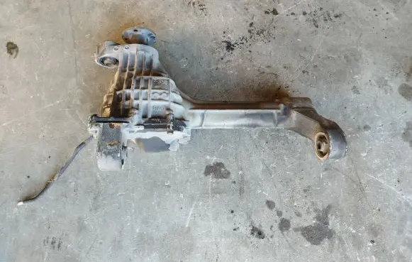 Nissan Navara D40 Front differential ea011