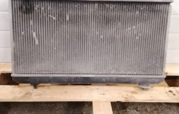 Mazda 323 F Coolant radiator 4221325200 ZM39