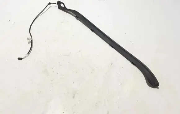 Volkswagen Touareg II Other trunk/boot trim element 7P6827712