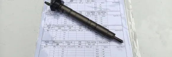 Fuel injector