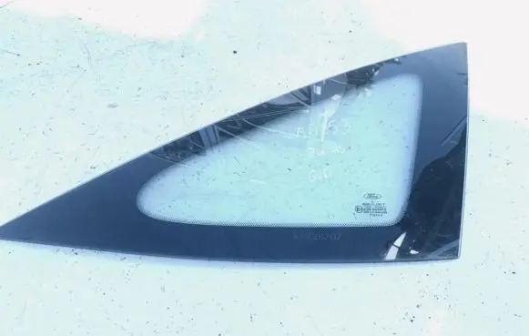 Ford Focus Rear side window