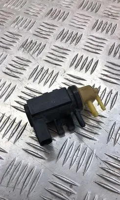 Volkswagen PASSAT B6 Turbo solenoid valve 1K0906627A