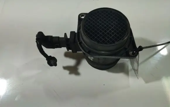 KIA Ceed Mass air flow meter 99220930004