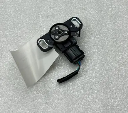 Suzuki Vitara (LY) Brake pedal sensor switch 9148074S00