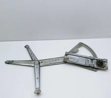 Opel Corsa B Front door manual window regulator 90388865