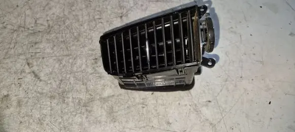 Hyundai Santa Fe Dash center air vent grill 974202B900