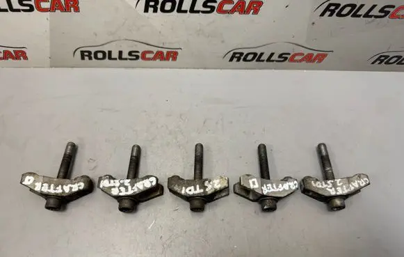 Volkswagen Crafter Fuel Injector clamp holder 