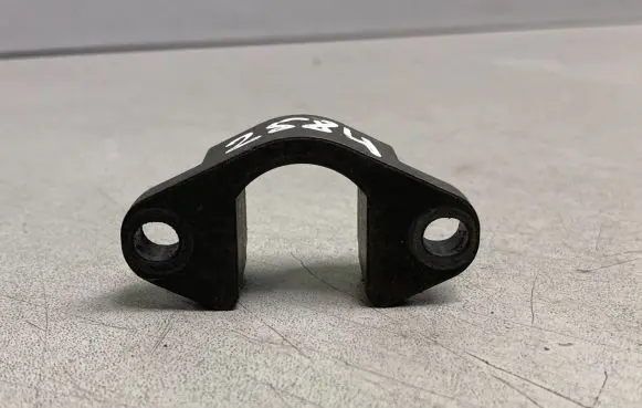 BMW 5 E60 E61 Fuel Injector clamp holder