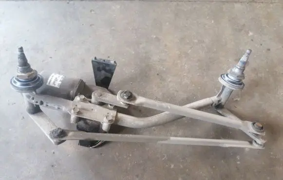 Ford Fiesta Front wiper linkage and motor 404745 5482F