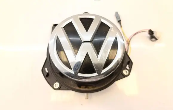 Volkswagen Golf VII Tailgate handle with camera 5G0827469N