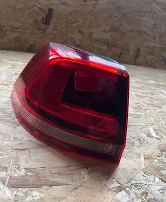 Volkswagen Golf VII Rear/tail lights 5G9945095D L90055934