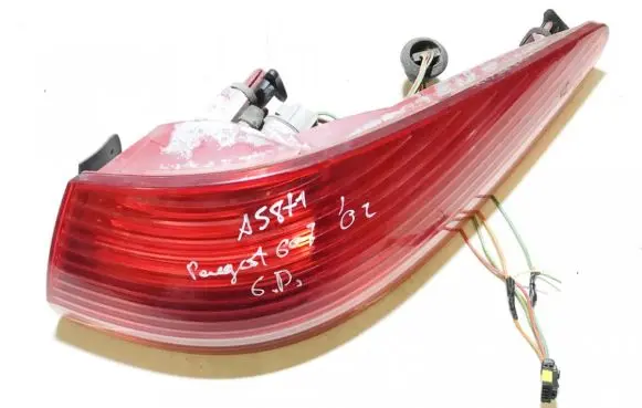Peugeot 607 Rear/tail lights
