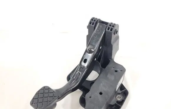 Seat Ibiza IV (6J,6P) Brake pedal 6R1721058 1254118