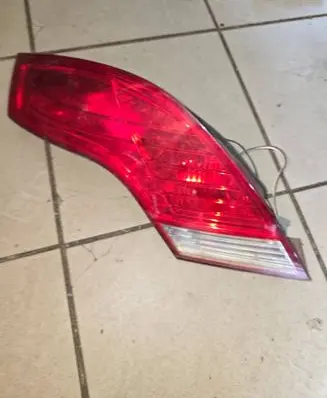 Ford Focus Tailgate rear/tail lights 6N4113A603A