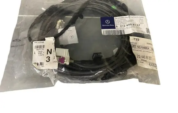 Mercedes-Benz E W212 Camera wiring loom A2124408157 2124408157