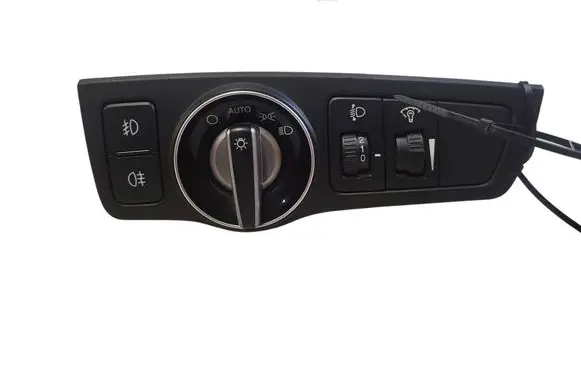 Hyundai i40 Light switch 933003Z100