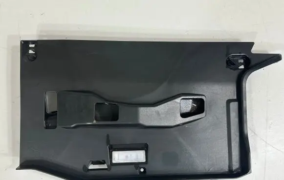 BMW X5 G05 Dashboard lower bottom trim panel 9399373