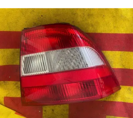 Opel Vectra B Rear/tail lights 90568048 37367383