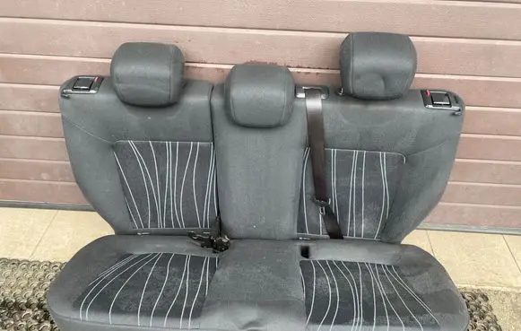 Opel Corsa D Second row seats 