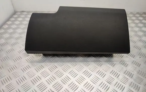 KIA Sorento Glove box lid/cover 84511C5100