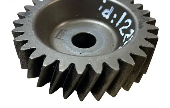 Mercedes-Benz E W212 Timing chain sprocket A6510341112