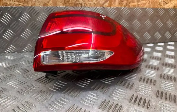 KIA Sportage Rear/tail lights 924023W510
