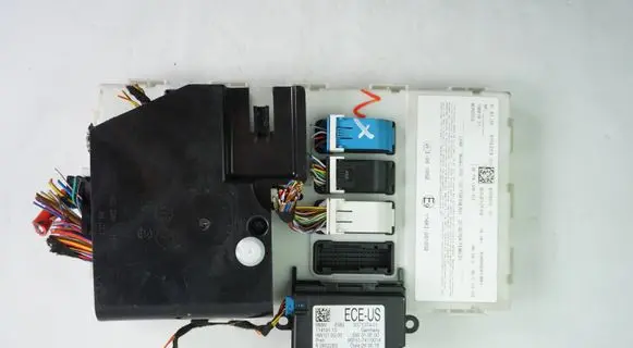 BMW 3 F30 F35 F31 Central body control module 8709213 9371374