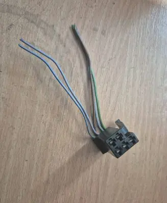 Volkswagen PASSAT B3 Other relay 357959869