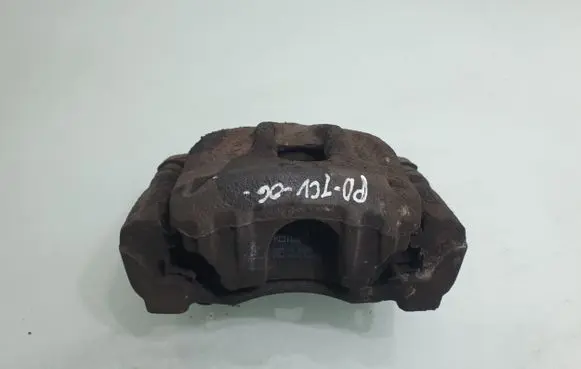 Toyota Corolla Verso AR10 Front brake caliper