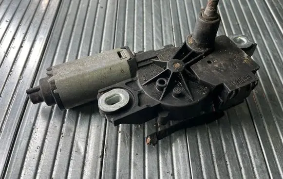Volkswagen Caddy Rear window wiper motor 2K0955712C 53032712 431772222