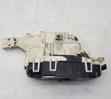 Mercedes-Benz Sprinter W906 Front door lock A9067202135 45111168 ZGS002
