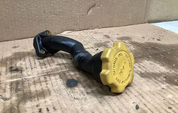 Subaru Forester SG Oil fill pipe 