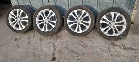 R16 alloy rim