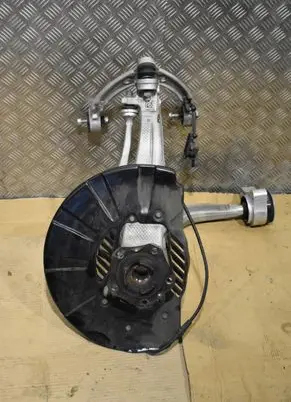Porsche Panamera (971) Rear wheel hub