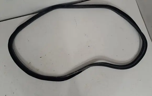 BMW 4 F36 Gran coupe Rubber seal rear door 7401893