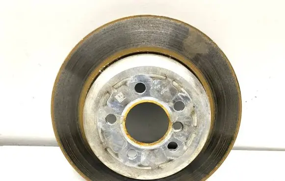 BMW 5 G30 G31 Rear brake disc 6882246