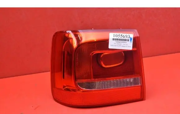 Volkswagen Touran II Rear/tail lights 01046809
