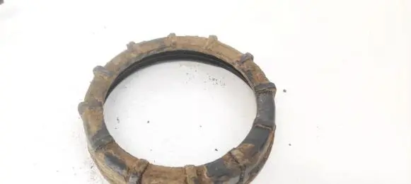 Nissan Primera In tank fuel pump screw locking ring/nut 