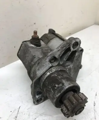 Toyota Avensis T220 Starter motor