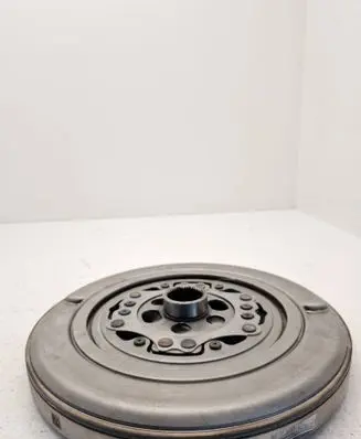 Volkswagen Golf VIII Flywheel 04E105266AA 040321042A 012295001651