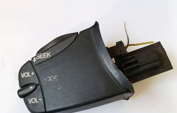 Ford Focus Multifunctional control switch/knob 98AB14K147AC